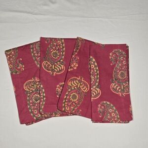 NWOT Pottery Barn Paisley Print Pink Napkins Set of Four